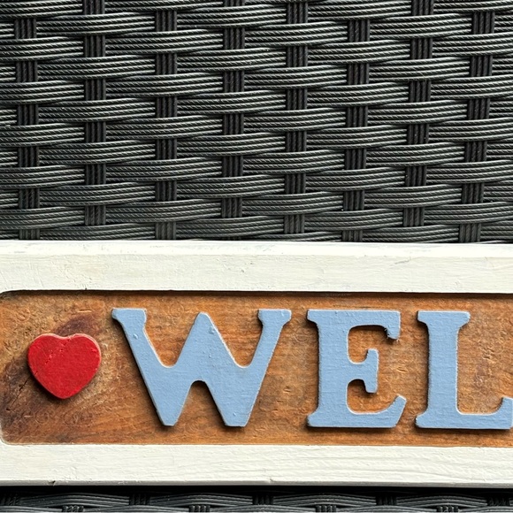 Vintage Wood Carved Welcome Sign with Hearts 22”x4” Handpainted - Picture 6 of 16